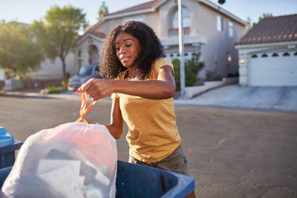 Best Construction Debris Removal  in Encinitas, CA